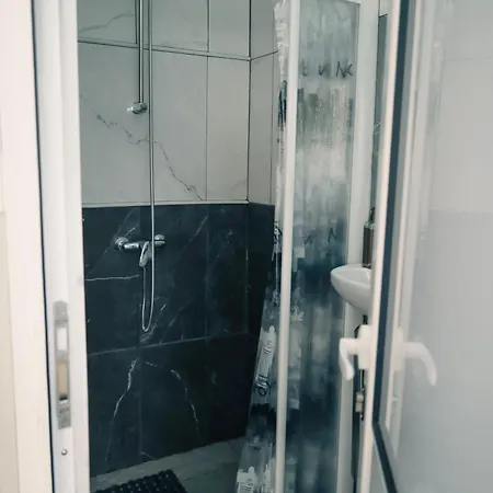 Amantes De La Naturaleza. Nyaraló Achadas da Cruz